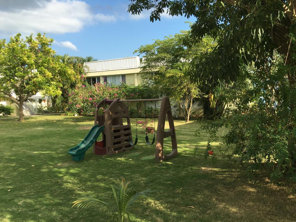Apartamento Anna'S Joye Seawind - Freeport, Montego Bay Exterior foto